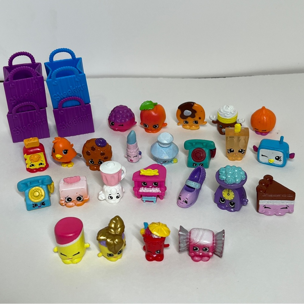 Mini Collectible Shopkins Mixed Lot Food Appliances Shoes Shopping Bags Figures